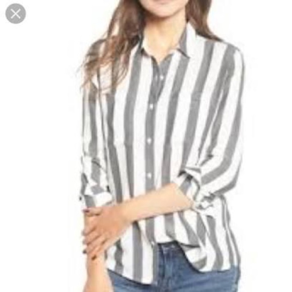 Women’s Button Down Top